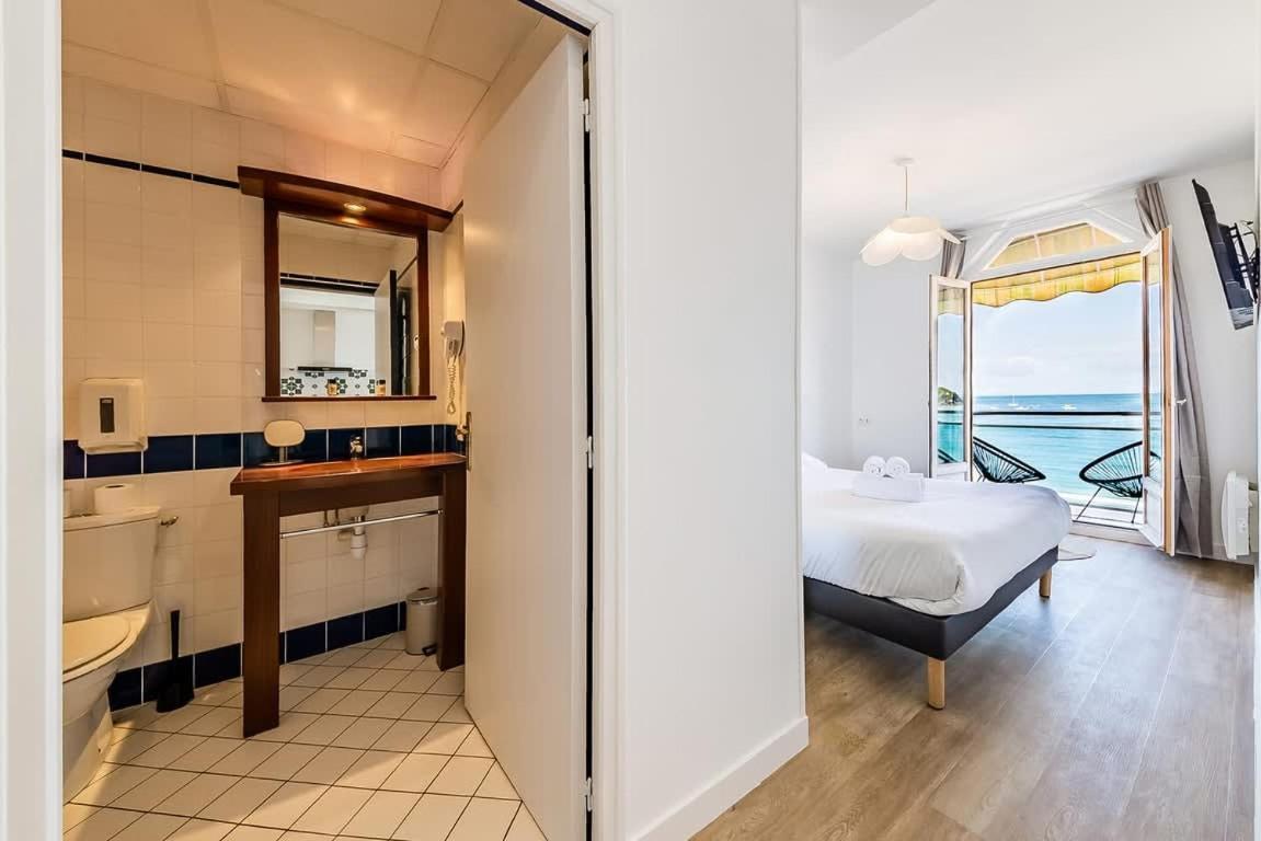 Les Pieds Dans L'Eau - Appartment 2 - Vue Mer Cancale Exterior photo